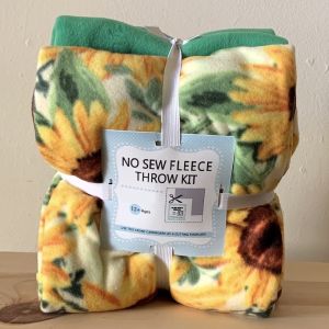 Sunflowers Anti-Pill Premium No Sew Throw Fleece Fabric Kit (72x60)